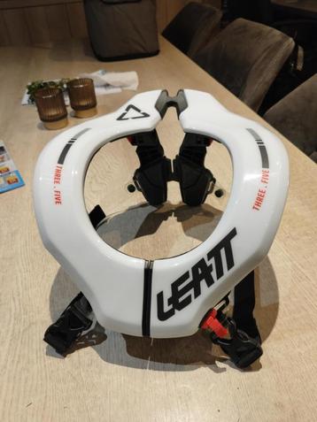 Leatt Nekbeschermer 3.5 Junior NIEUW beschikbaar voor biedingen