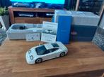 Autoart 70978 1/18 Bugatti veyron EB 11O GT white, Hobby en Vrije tijd, Modelauto's | 1:18, Ophalen of Verzenden, Zo goed als nieuw