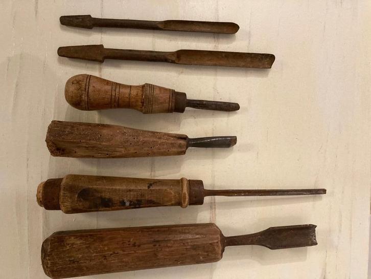 Set oude gemerkte gutsen, Antiek en Kunst, Antiek | Gereedschap en Instrumenten, Ophalen of Verzenden