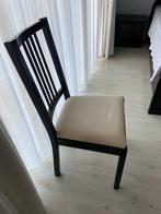 2 zwarte houten stoelen met kussen, Huis en Inrichting, Stoelen, Ophalen, Gebruikt, Twee, Zwart