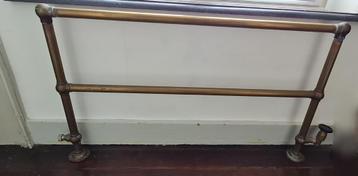 Antiek koperen handdoek radiator  beschikbaar voor biedingen