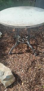 Tafel met arduin blad en ijzer onderstel, Ophalen