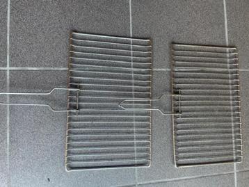 Barbecue roosters  beschikbaar voor biedingen