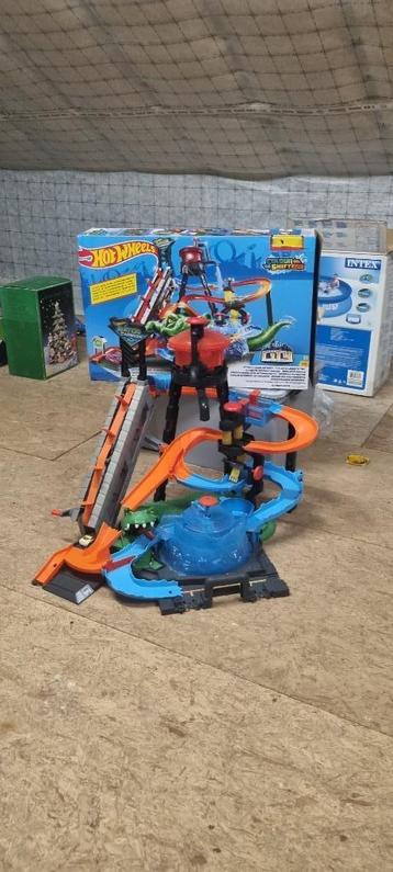 Hot Wheels Ultimate Gator Car Wash Speelset beschikbaar voor biedingen