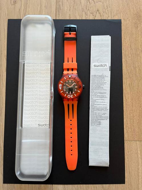Swatch Scuba Sundowner SUUO400, Handtassen en Accessoires, Horloges | Heren, Zo goed als nieuw, Polshorloge, Swatch, Kunststof
