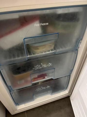 Tafelmodel diepvriezer BEKO, Elektronische apparatuur, Vriezers en Diepvrieskisten, Ophalen, Gebruikt, Vrijstaand, Vrieskast