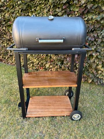 Barbecue - fumoir, Enlèvement, Neuf
