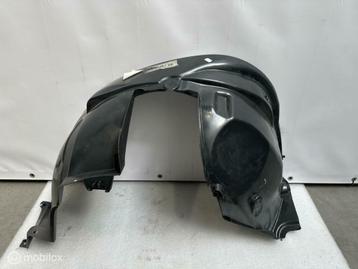 Modderkuip Links Voor Dacia Duster 638410005R beschikbaar voor biedingen