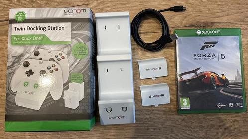 Xbox one Venom Twin Docking station + 2 accu's + Forza 5, Consoles de jeu & Jeux vidéo, Consoles de jeu | Xbox One, Comme neuf