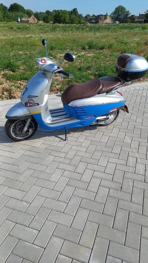 scooter PEUGEOT DJANGO 125 CC, Fietsen en Brommers, Scooters | Peugeot, Gebruikt, Overige modellen, Benzine, Ophalen