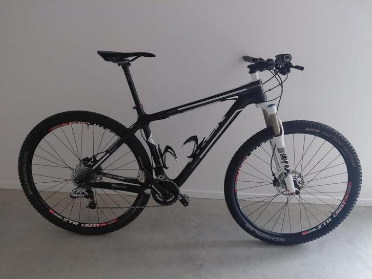 Mountainbike met extra wielenset - Trek Superfly - carbon, Fietsen en Brommers, Fietsen | Mountainbikes en ATB, Zo goed als nieuw