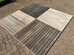 Houten tegels 100x100x2,4cm met rubbere tegelsteunen, 22,5m2, Tuin en Terras, Ophalen, Zo goed als nieuw, 10 m² of meer, Hout