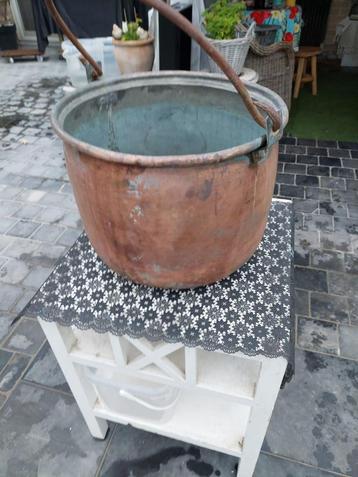 Zeer oude kopere ketel ! beschikbaar voor biedingen