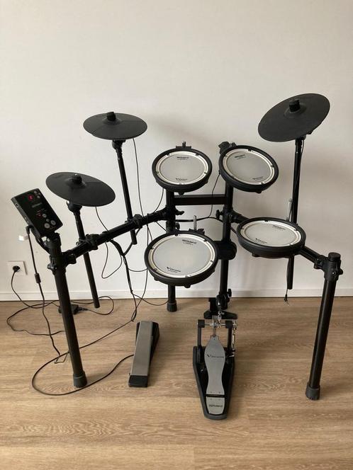 Electronisch drumstel ROLAND TD1, Muziek en Instrumenten, Drumstellen en Slagwerk, Zo goed als nieuw, Roland, Elektronisch, Ophalen