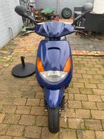 Vivacity, Fietsen en Brommers, Ophalen, Benzine, Vivacity, Klasse B (45 km/u)