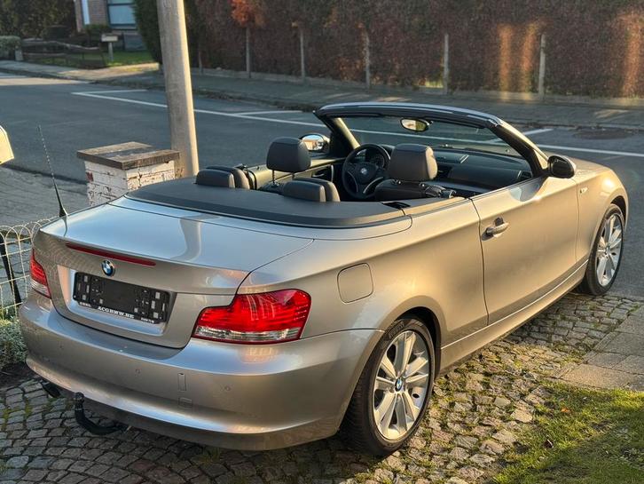 BMW 118i / CABRIO! / DEALER ONDERHOUDEN! / GEKEURD VVK!, Auto's, BMW, Particulier, 1 Reeks, ABS, Airbags, Airconditioning, Alarm