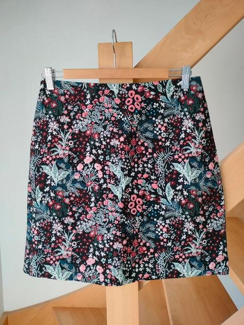 Mooi kort rokje maat: 38 H&M met bloemetjes, Kleding | Dames, Rokken, Zo goed als nieuw, Maat 38/40 (M), Boven de knie, Ophalen of Verzenden