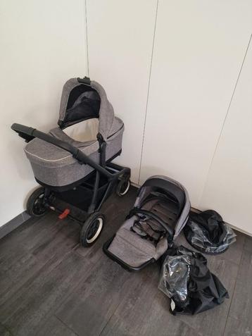 Thule sleek buggy inclusief 2 regenhoezen beschikbaar voor biedingen