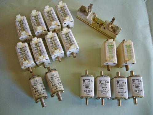 Elektrische Mes zekeringen van Legrand, Doe-het-zelf en Bouw, Elektriciteit en Kabels, Nieuw, Overige typen, Ophalen
