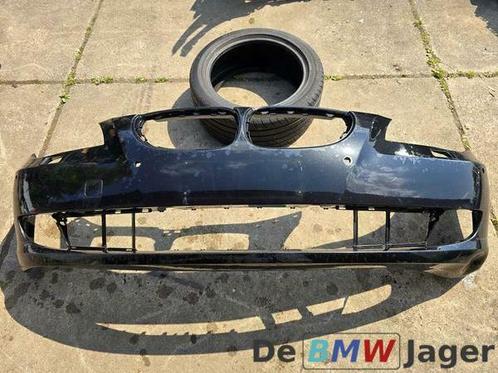 Voorbumper zwart BMW 5-serie E60 LCI E61 LCI 51110420276, Auto-onderdelen, Carrosserie, Bumper, BMW, Voor, Gebruikt, Ophalen of Verzenden