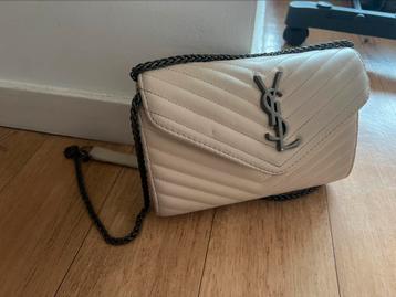 Ysl tas beschikbaar voor biedingen
