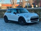 Mini Cooper D 1.5/Euro6/Garantie, Auto's, Mini, Voorwielaandrijving, Euro 6, Wit, Leder