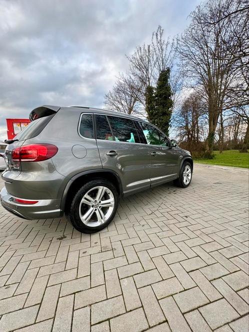 Volkswagen Tiguan 1.4 TSI R-LINE Volledige opties, Auto's, Volkswagen, Particulier, Tiguan, Benzine, Euro 6, SUV of Terreinwagen