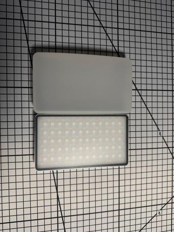 Viltrox Retro 12X RGB Pocket LED Light beschikbaar voor biedingen