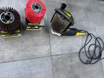 Fartools renovator inc borstels beschikbaar voor biedingen