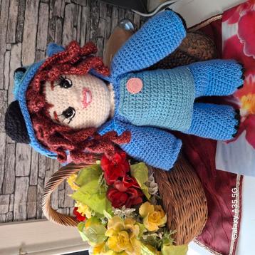 Popjes met stitch pakje aan 42cm groot  beschikbaar voor biedingen