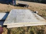 9 ijzeren garage panele heb er ook nog 3 garage poorten bij, Doe-het-zelf en Bouw, Ophalen, Gebruikt