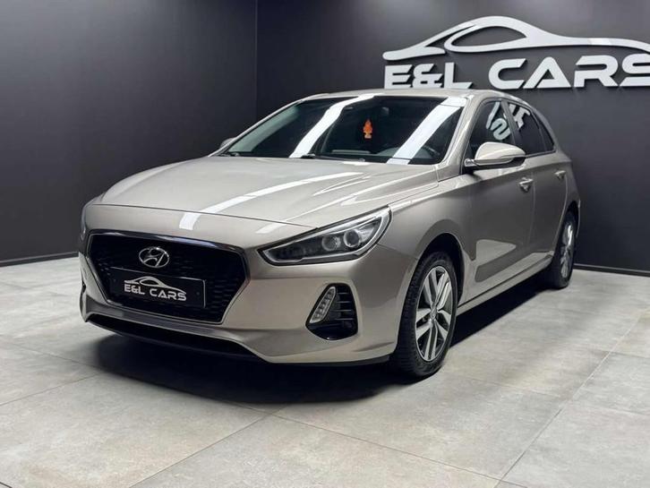 Hyundai i30 i30 1.6 CRDi *12 mois de garantie* (bj 2018), Auto's, Hyundai, Bedrijf, Te koop, i30, ABS, Achteruitrijcamera, Airbags