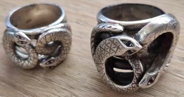 vend 2 chevalière en argent beschikbaar voor biedingen