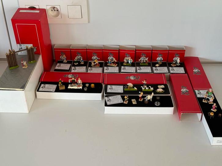 Artikelen van Asteric Pixi Mini Village, Verzamelen, Stripfiguren, Zo goed als nieuw, Kuifje, Ophalen of Verzenden