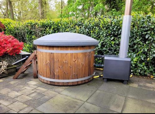 Hottub extern ~ gebruikt ~ tweedehands ~ bezorging mogelijk, Tuin en Terras, Zwembad-toebehoren, Zo goed als nieuw, Ophalen