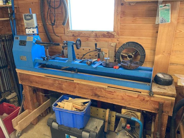 Tour à bois avec variateur de vitesses électronique, Bricolage & Construction, Tours, Utilisé, Tour à bois, 500 à 1000 mm, Enlèvement