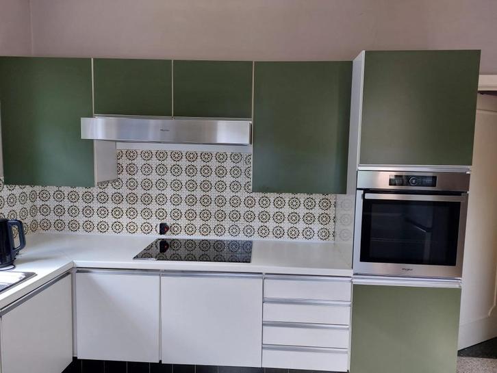 Keuken gratis, Huis en Inrichting, Keuken | Complete keukens, Gebruikt, Hoekkeuken, Groen, Overige materialen, Ophalen