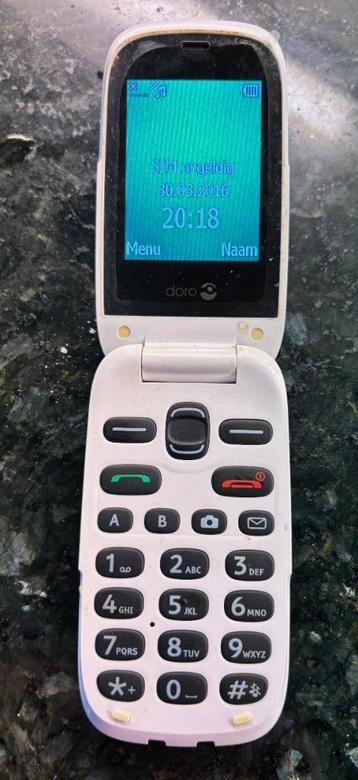 Senioren klaptelefoon Doro 6030 beschikbaar voor biedingen