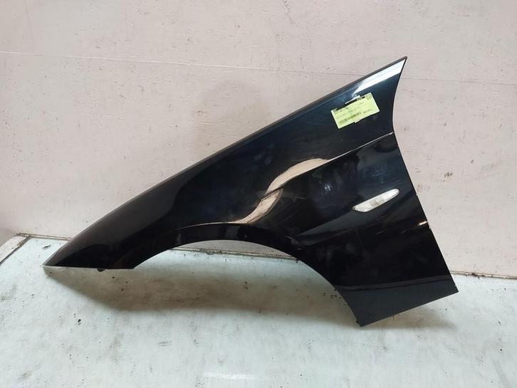 SPATBORD LINKS VOOR BMW 3 serie Touring (E91), Auto-onderdelen, Carrosserie, Spatbord, BMW, Voor, Links, Gebruikt