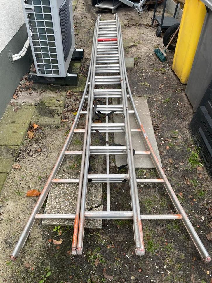 Ladder 3 x 14 Altrex, Doe-het-zelf en Bouw, Ladders en Trappen, Zo goed als nieuw, Ladder, Ophalen