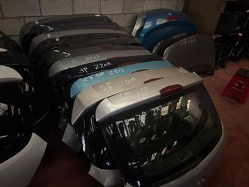 HAYON OPEL CORSA D beschikbaar voor biedingen
