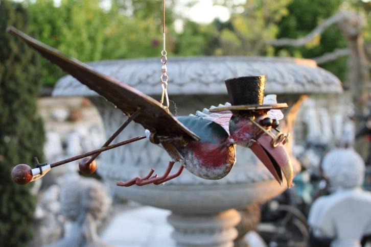 Hangend vogelbeeld, beweeg alleen met de wind!!, Tuin en Terras, Tuinbeelden, Nieuw, Dierenbeeld, Metaal, Ophalen