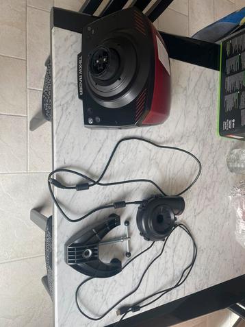 Base d'asservissement Thrustmaster TS-XW, Enlèvement, Comme neuf, Volant ou Accessoire de sport, Xbox Series S