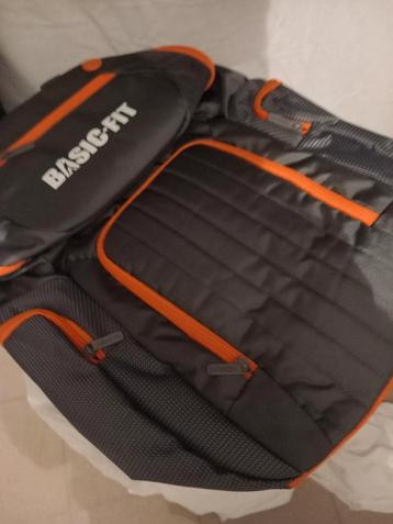 Basic fit rugzak oranje zwart, Enlèvement ou Envoi, Neuf