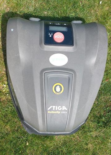 Robot 225s, Enlèvement, Utilisé