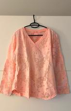 Zalmkleurige T-shirt met kant en lange mouwen, Vêtements | Femmes, T-shirts, Taille 46/48 (XL) ou plus grande, Enlèvement ou Envoi