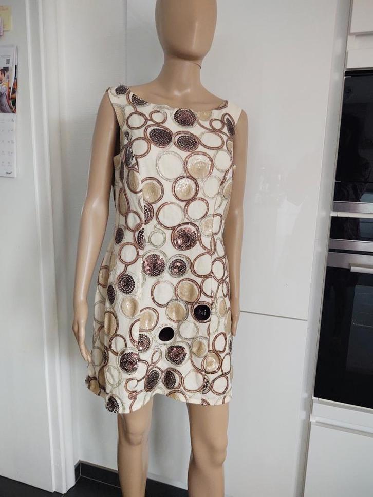 Nicky Vankets  cocktail jurk., Kleding | Dames, Jurken, Gedragen, Maat 38/40 (M), Knielengte, Ophalen of Verzenden