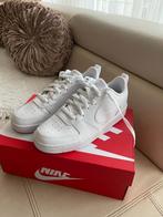 Chaussures Nike NEUVE !!, Vêtements | Femmes, Chaussures, Neuf, Sneakers et Baskets, Nike, Enlèvement