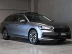 Skoda Superb Superb Combi 1.5 TSI mHEV DSG Selection, Auto's, Stof, 4 cilinders, 2124 kg, 127 g/km