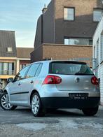 Volkswagen Golf, 5 places, 1598 cm³, Achat, Hatchback